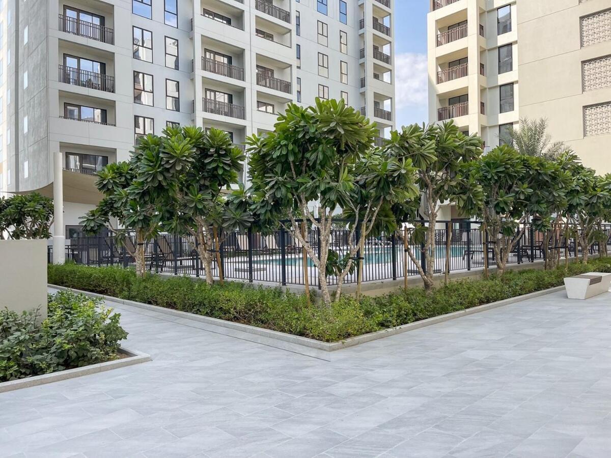 Elegant 4-Bedroom Apartment Perfect For Families In Dubai Creek Harbour 외부 사진