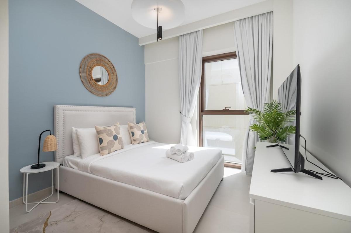 Elegant 4-Bedroom Apartment Perfect For Families In Dubai Creek Harbour 외부 사진