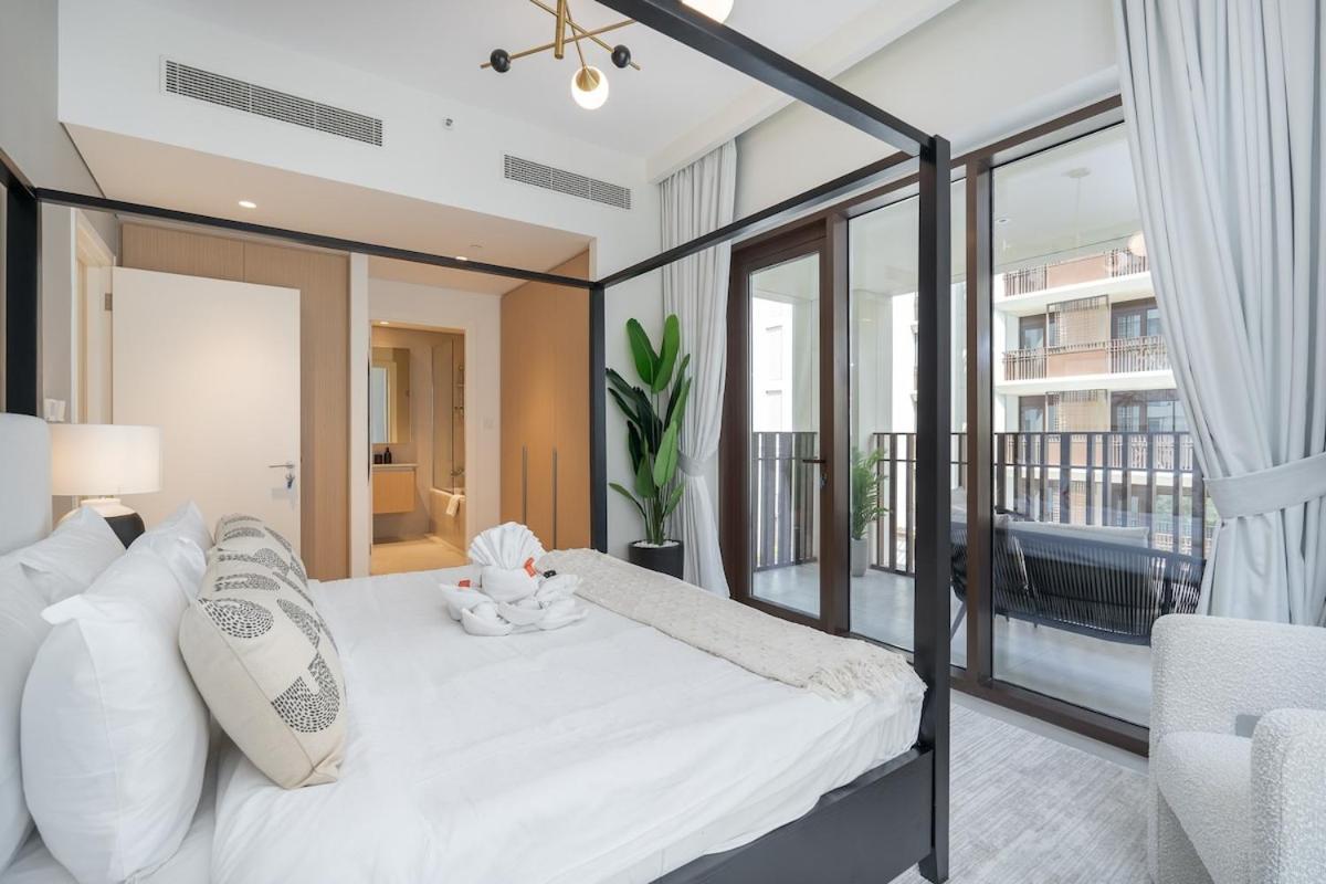 Elegant 4-Bedroom Apartment Perfect For Families In Dubai Creek Harbour 외부 사진