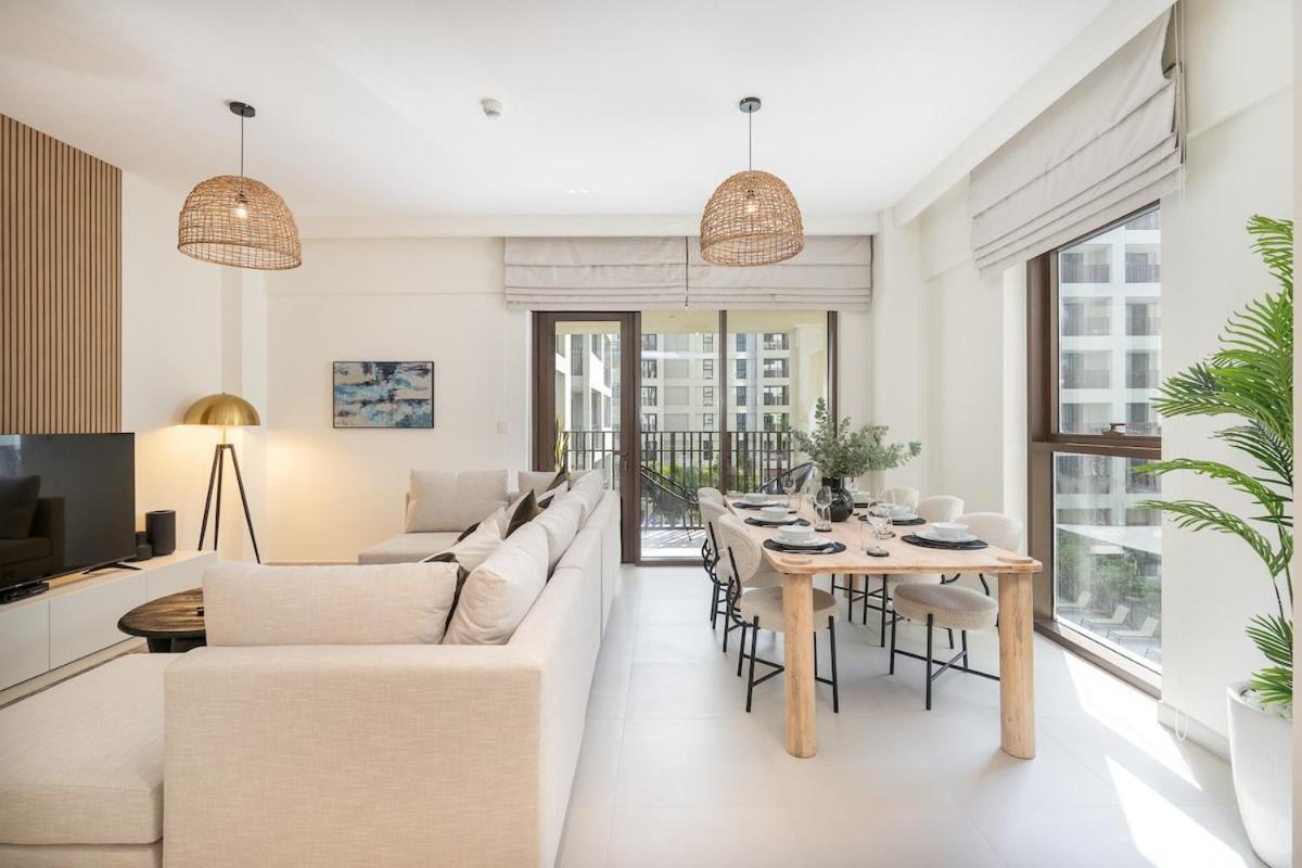Elegant 4-Bedroom Apartment Perfect For Families In Dubai Creek Harbour 외부 사진